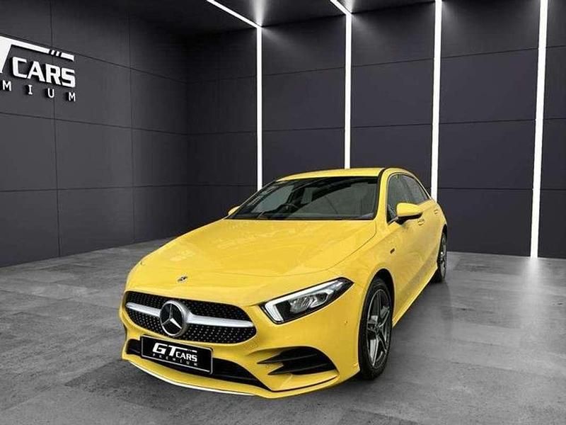 Usado Mercedes A220 AMG 218 CV (160 kW) 2021 Amarillo Berlina