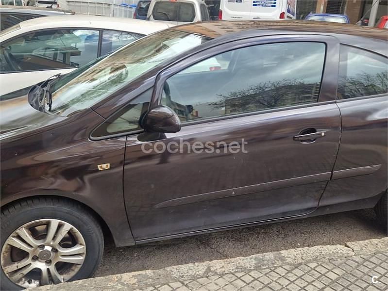 Usado Opel Corsa Enjoy 90 CV (66 kW) 2007 Negro Utilitario