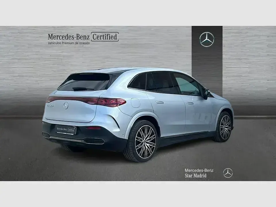 Usado Mercedes EQE350 AMG 235 kW (320 CV) 2025 Gris SUV