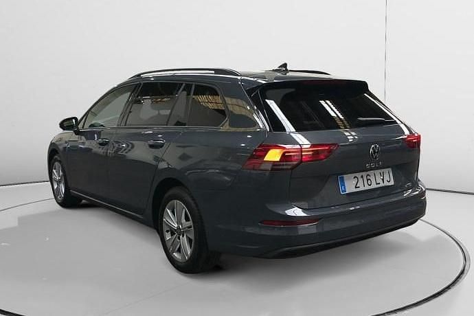 Usado VW Golf VIII Life 110 CV (80 kW) 2021