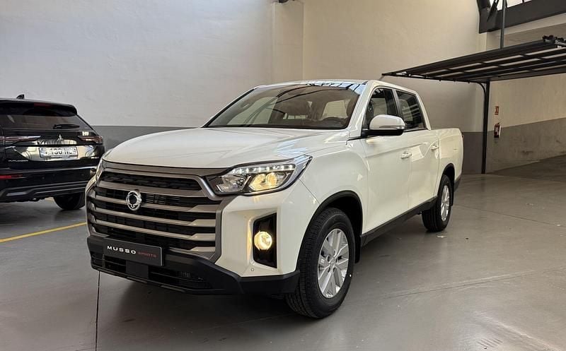 Nuevo Ssangyong (KGM) Musso 202 CV (148 kW) 2025 Blanco Descapotable