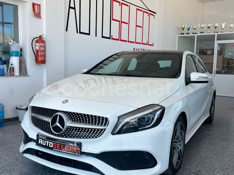 Blanco Usado 2017 Mercedes A180 Berlina | 14.900 € (Precio justo) - Imagen 1/4