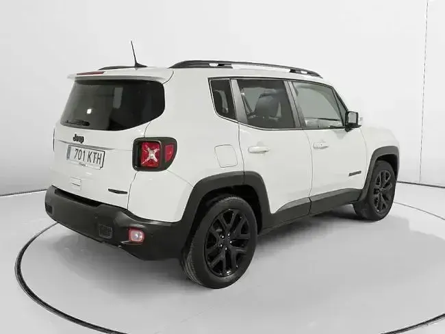 Usado Jeep Renegade Night Eagle 120 CV (88 kW) 2019 Blanco SUV