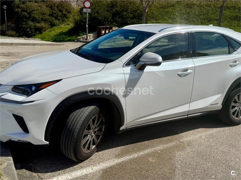 Blanco Usado 2018 Lexus NX300h Business Edition SUV | 25.000 € (Precio justo) - Imagen 1/3