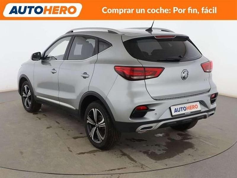 Usado MG ZS Comfort 106 CV (77 kW) 2024 Gris SUV
