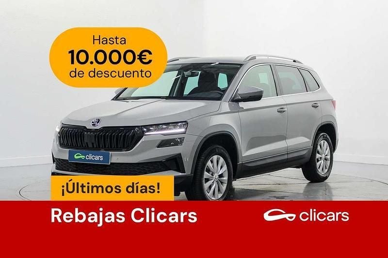 Gris Usado 2022 Skoda Karoq Ambition SUV | 20.490 € (Buen precio) - Imagen 1/4