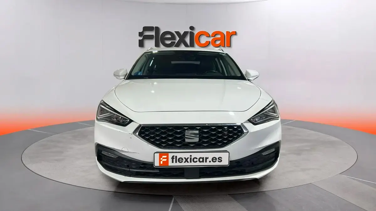 Usado Seat Leon XCELLENCE 204 CV (150 kW) 2021 Blanco Berlina
