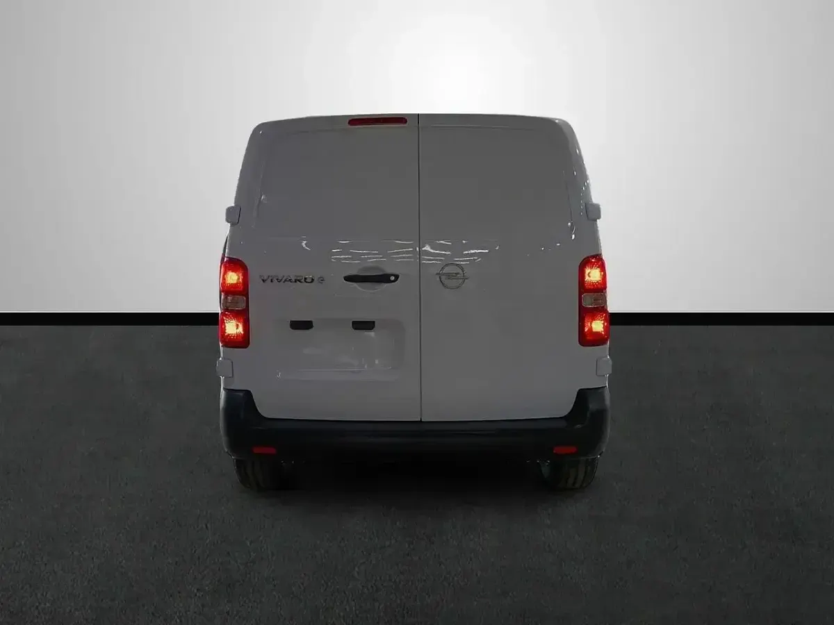 Usado Opel Vivaro-e Combi 100 kW (136 CV) 2024 Blanco Van