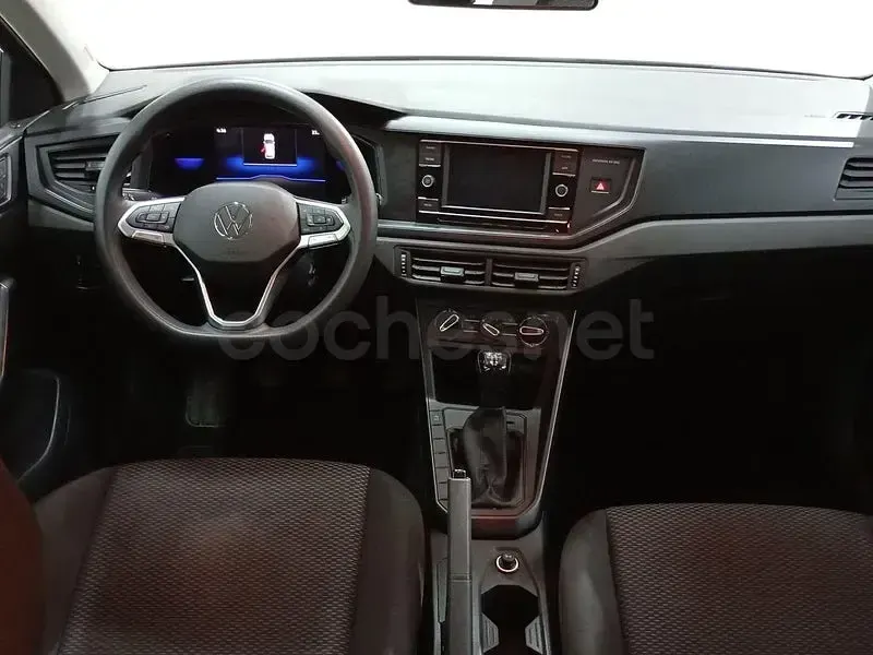 Usado VW Polo 95 CV (69 kW) 2022 Rojo Utilitario