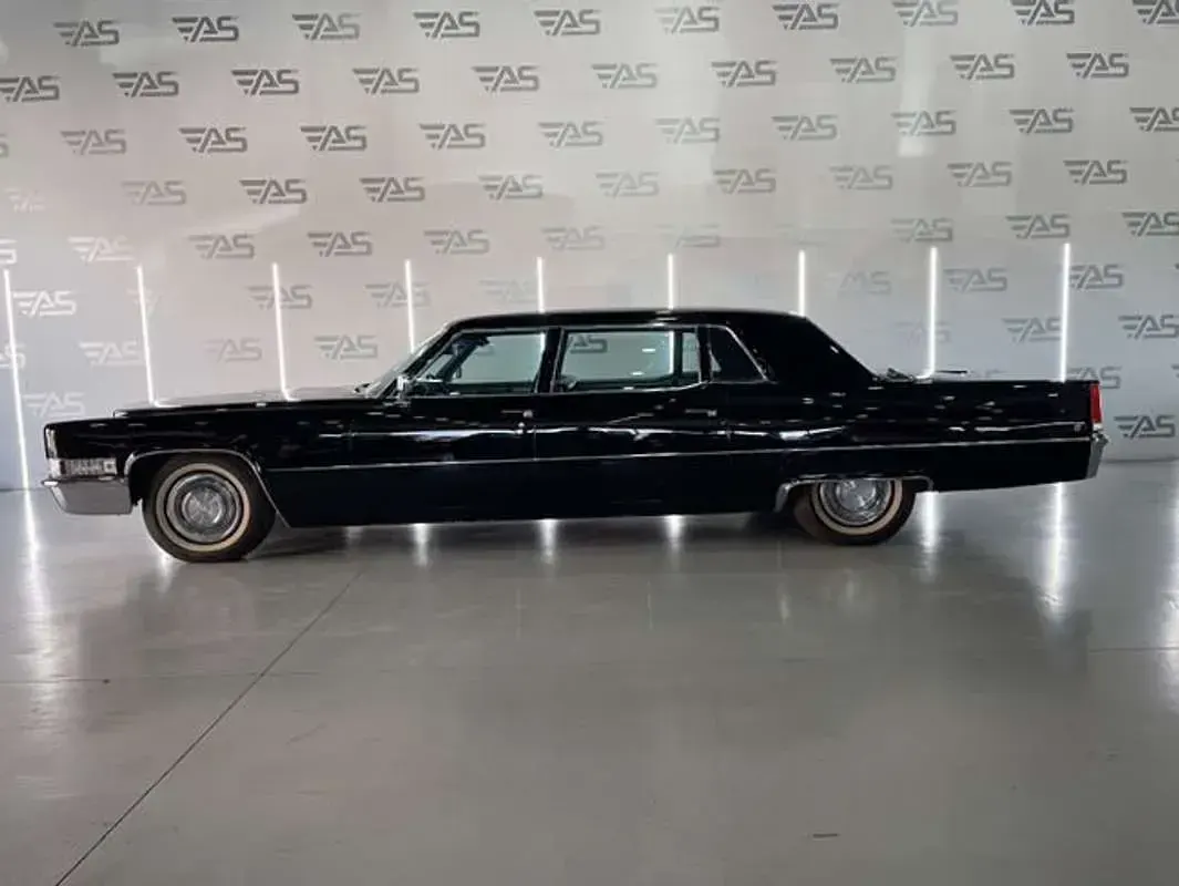 Usado Cadillac Fleetwood 220 CV (161 kW) 1969 Negro Berlina