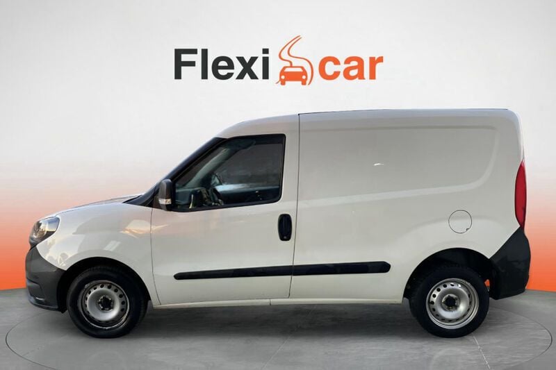 Usado Fiat Doblò Easy 95 CV (69 kW) 2018 Blanco Monovolumen