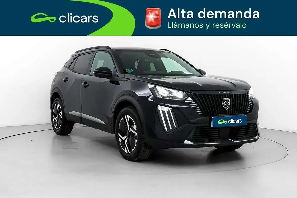 Usado Peugeot 2008 Allure 136 CV (100 kW) 2025 Negro SUV