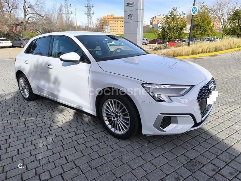 Usado Audi A3 110 CV (80 kW) 2022 Blanco Berlina
