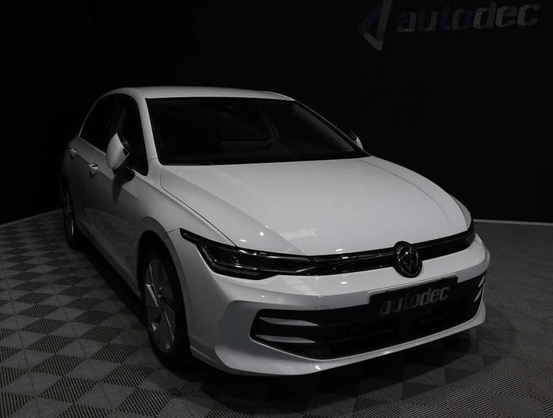 Usado VW Golf VIII 116 CV (85 kW) 2025 Blanco Utilitario