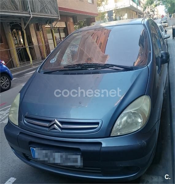 Gris / plata Usado 2009 Citroën Xsara Picasso Monovolumen | 2900 € (Precio justo) - Imagen 1/4
