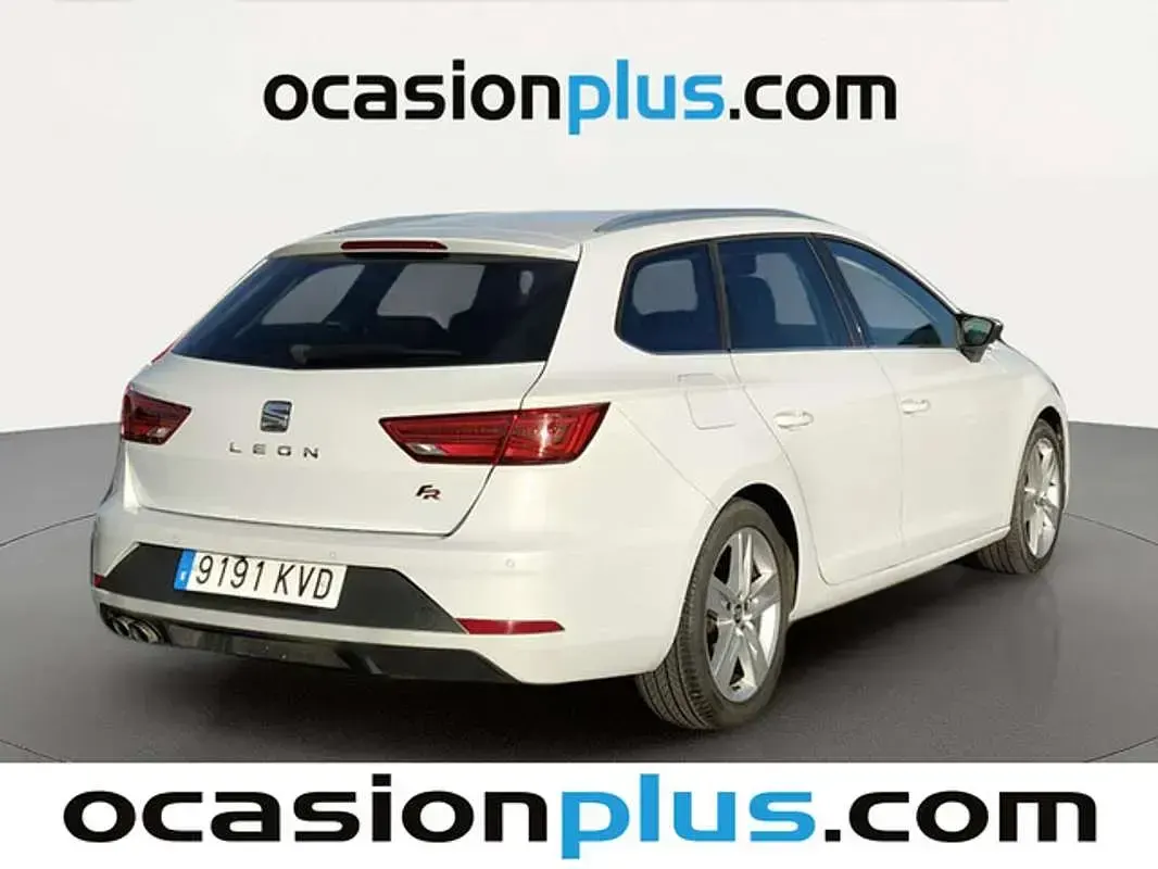 Usado Seat Leon ST FR 150 CV (110 kW) 2019 Blanco Familiar
