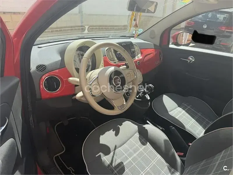 Usado Fiat 500 Lounge 69 CV (50 kW) 2018 Rojo Berlina