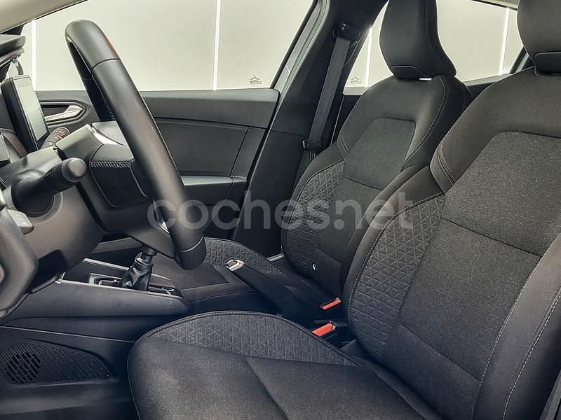Usado Renault Clio V Equilibre 90 CV (66 kW) 2023 Gris / plata Berlina