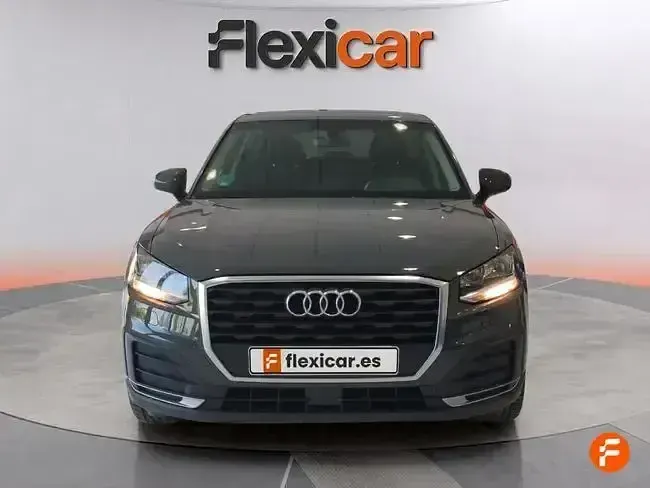 Usado Audi Q2 Advanced Plus 116 CV (85 kW) 2019 Gris SUV