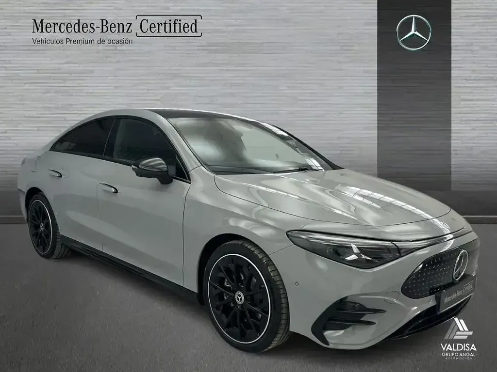 Usado Mercedes CLA 250+ 200 kW (272 CV) 2025 Gris Berlina
