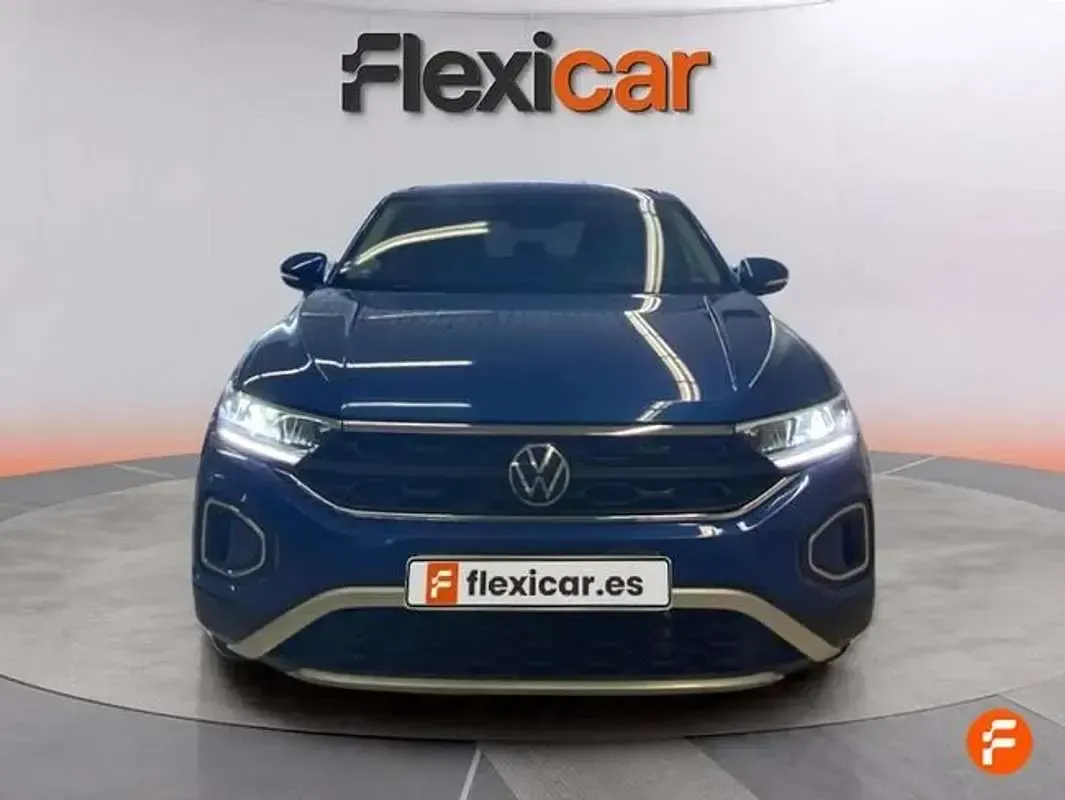 Begagnad VW T-Roc Life 110 HK (80 kW) 2023 Blå SUV