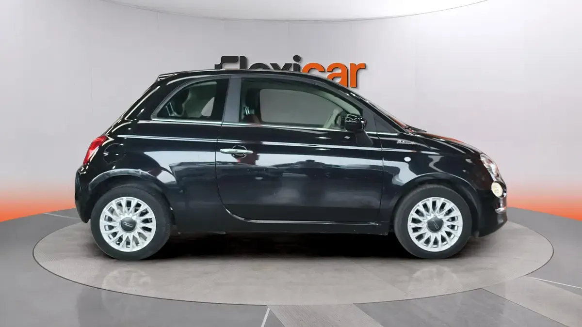 Usado Fiat 500 Dolcevita 71 CV (52 kW) 2023 Negro Berlina
