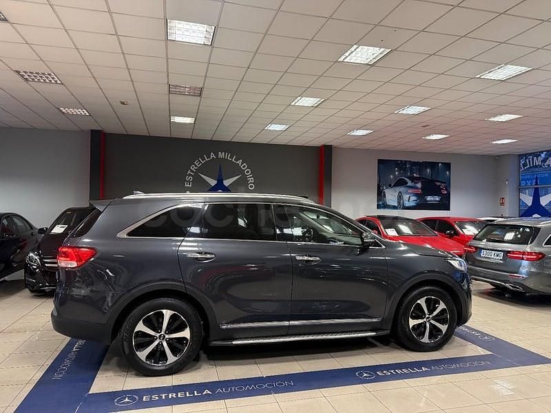 Usado Kia Sorento 200 CV (147 kW) 2016 Gris / plata SUV