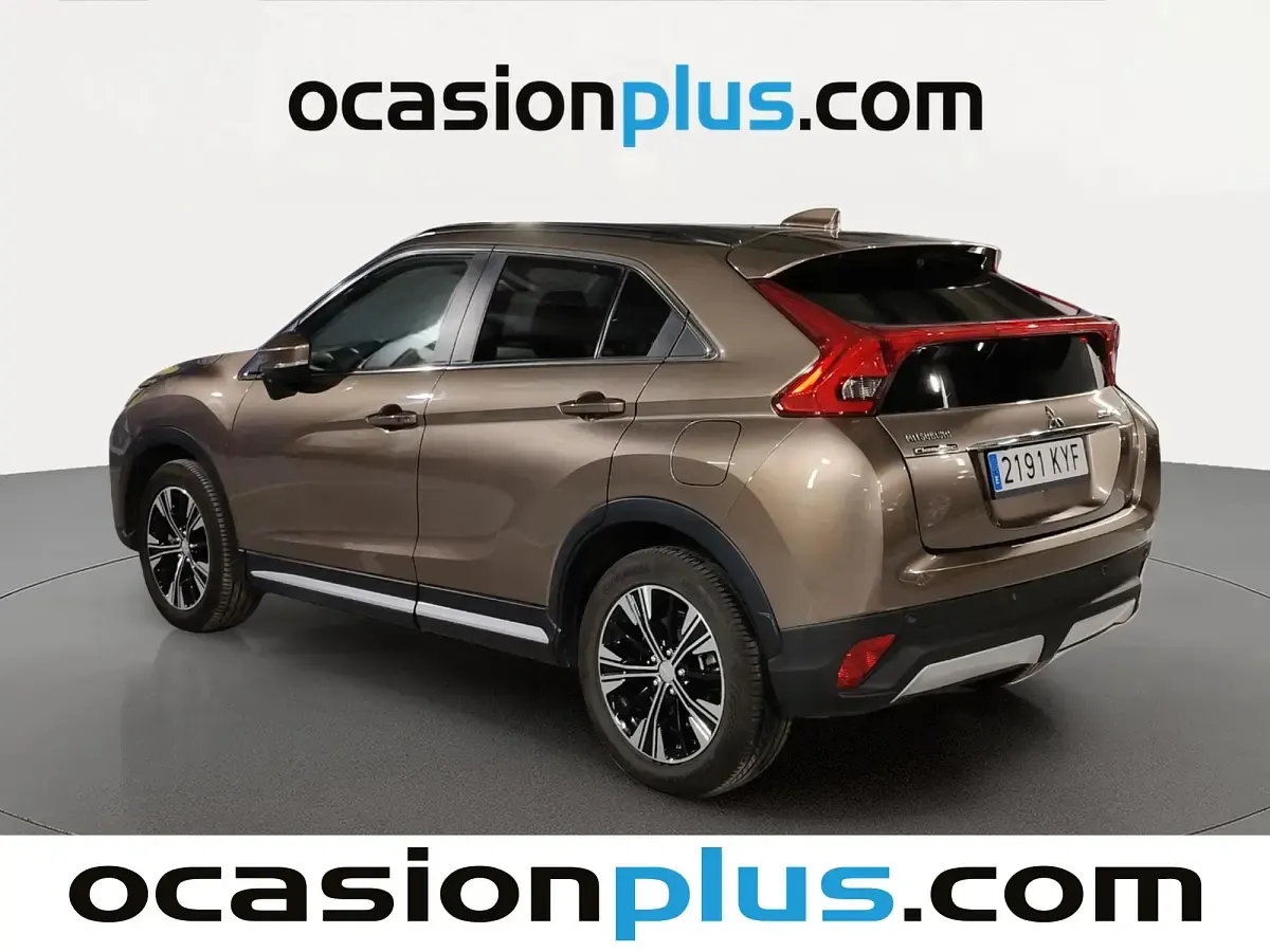 Usado Mitsubishi Eclipse Cross Motion 163 CV (119 kW) 2019 Oro SUV