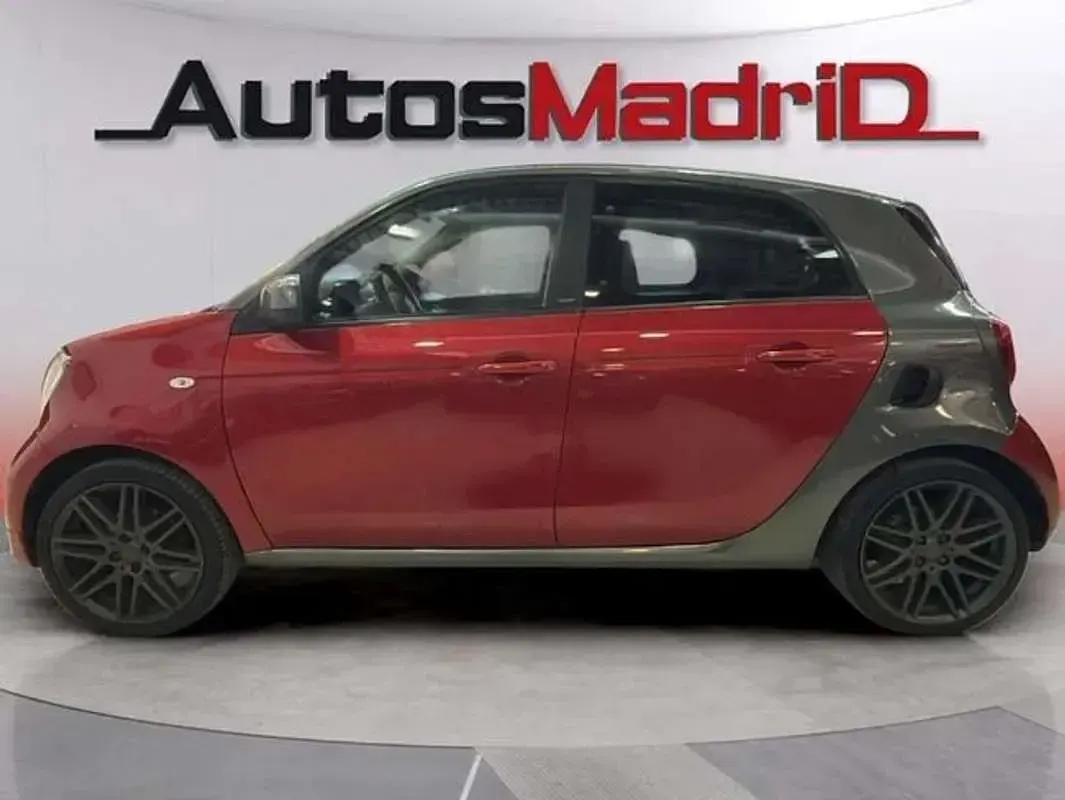 Usado Smart ForFour 90 CV (66 kW) 2018 Rojo Utilitario