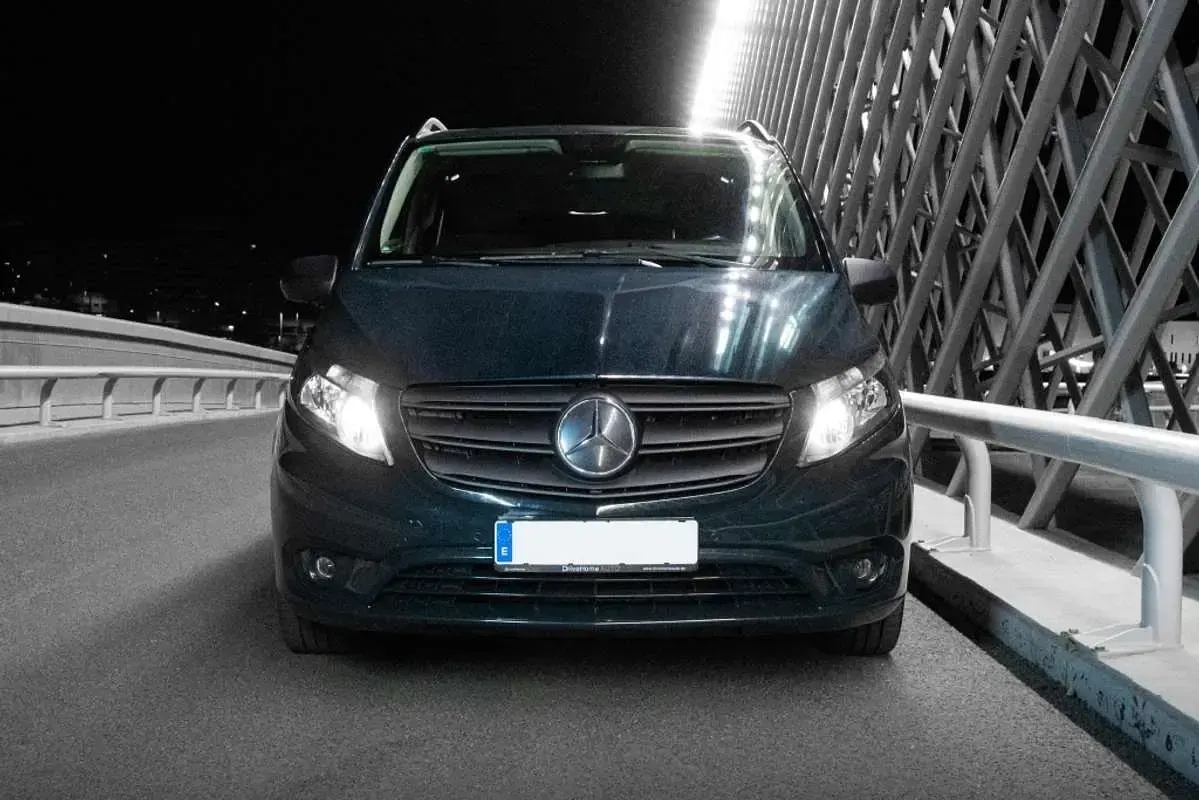 Usado Mercedes Vito 190 CV (139 kW) 2020 Verde Van