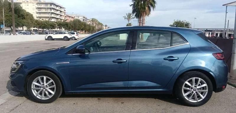 Usado Renault Mégane Cabriolet Dynamique 132 CV (97 kW) 2016 Blanco Descapotable