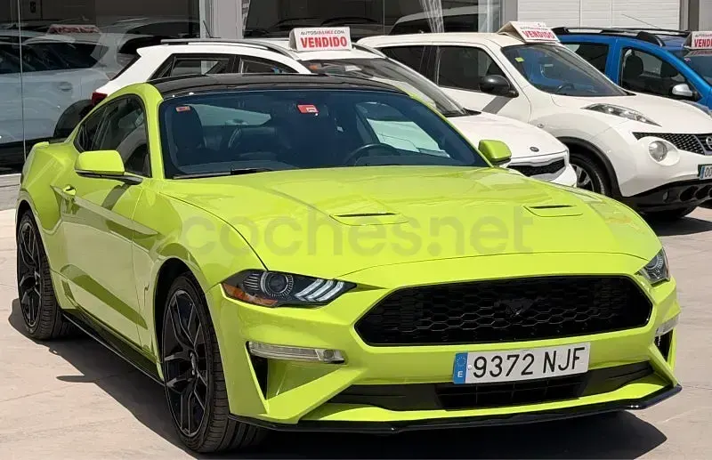 Usado Ford Mustang Fastback 291 CV (214 kW) 2020 Verde Coupe