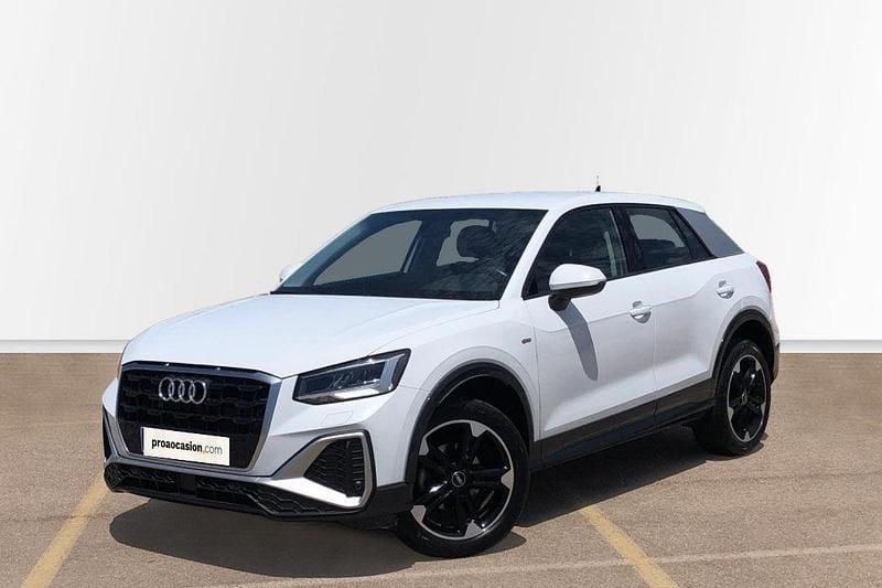 Usado Audi Q2 S-Line 150 CV (110 kW) 2023 Blanco SUV