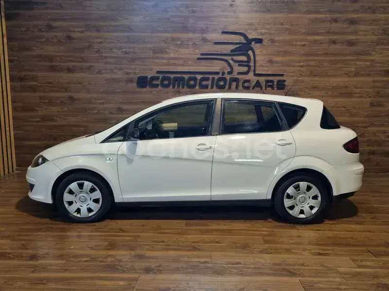 Usado Seat Toledo Reference 105 CV (77 kW) 2005 Blanco Utilitario