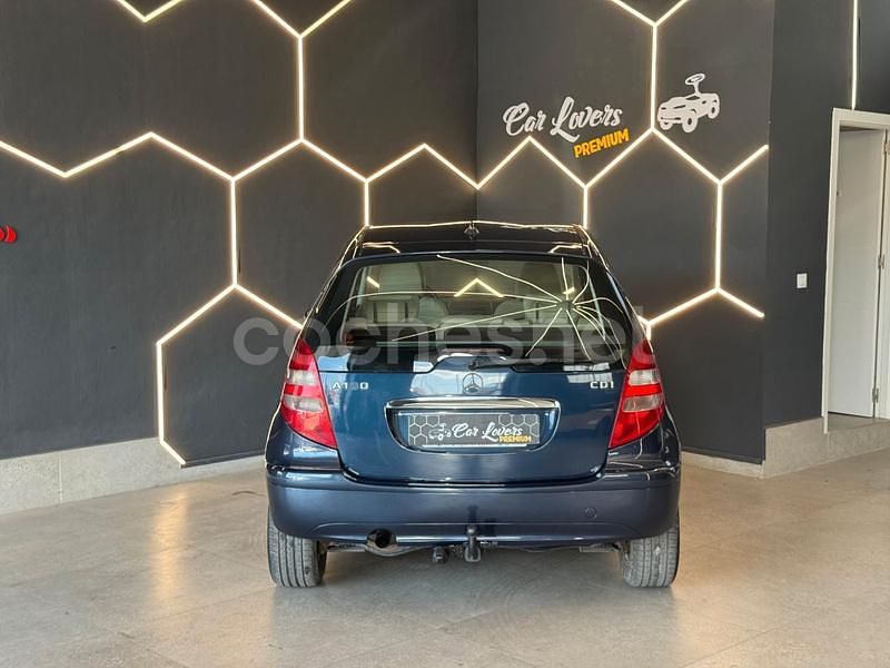 Usado Mercedes A160 Elegance 82 CV (60 kW) 2005 Azul Berlina