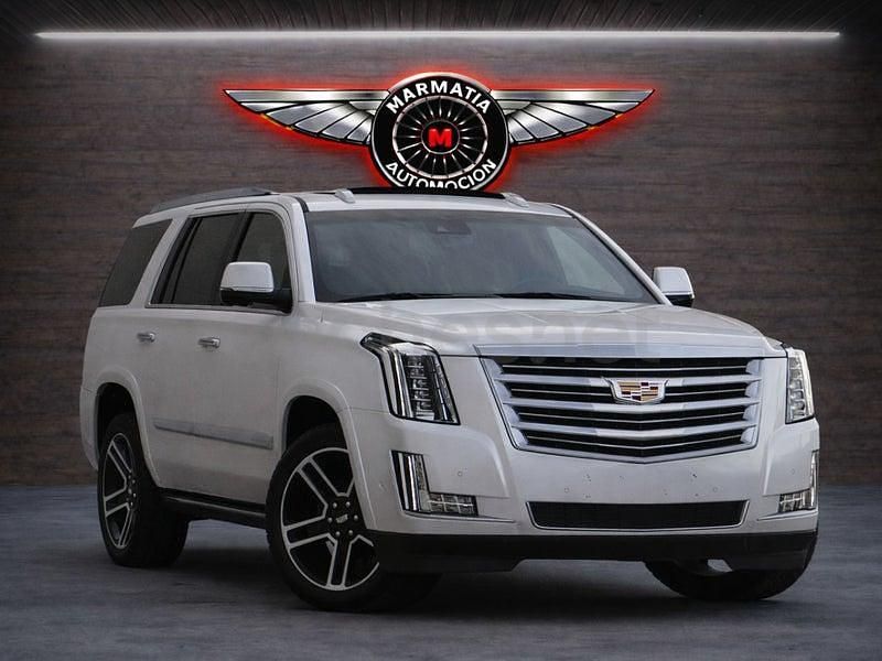 Usado Cadillac Escalade 409 CV (300 kW) 2011 Blanco SUV