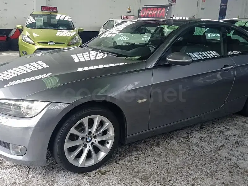 Usado BMW 320 177 CV (130 kW) 2007 Gris / plata Coupe
