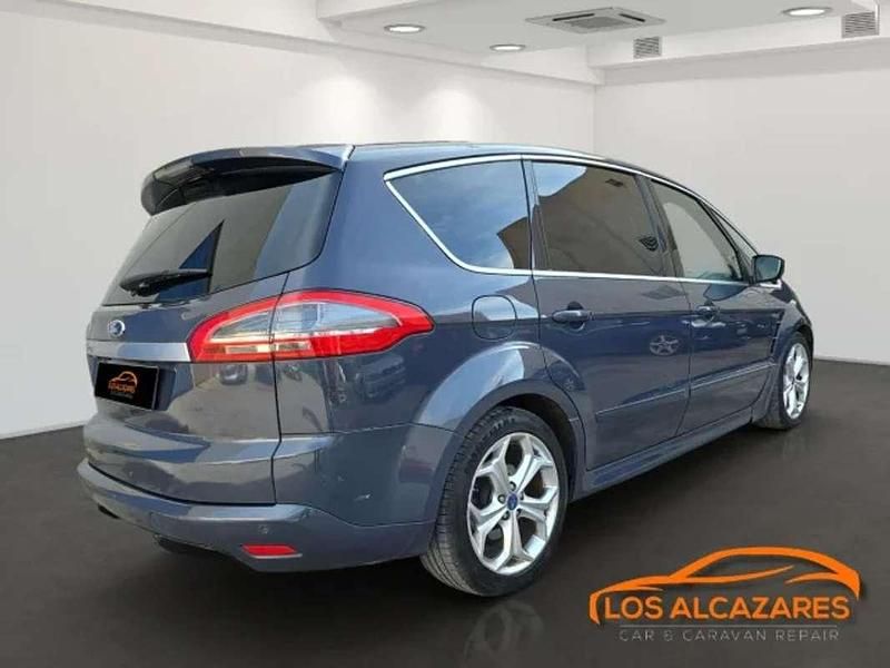 Usado Ford S-MAX Trend 163 CV (119 kW) 2011 Monovolumen