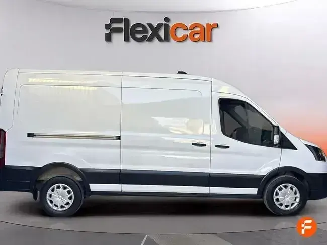 Usado Ford Transit Trend 131 CV (96 kW) 2023 Blanco Van