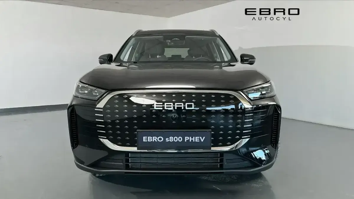 Nuevo Ebro s800 Luxury 346 CV (254 kW) 2025 Gris SUV