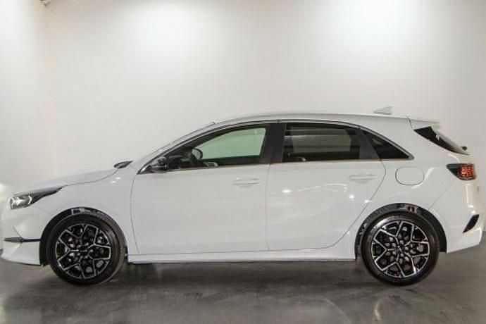 Usado Kia Ceed Style 100 CV (73 kW) 2025 Utilitario