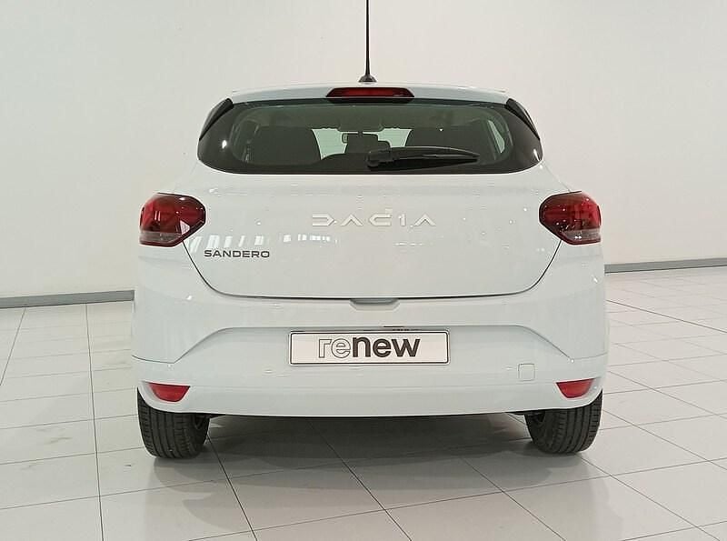 Usado Dacia Sandero Essentiel 100 CV (73 kW) 2023 Blanco Berlina