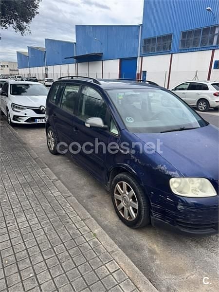 Usado VW Touran Edition 105 CV (77 kW) 2005 Azul Monovolumen