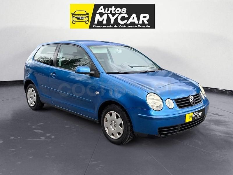 Usado VW Polo Advance 80 CV (58 kW) 2005 Azul Utilitario