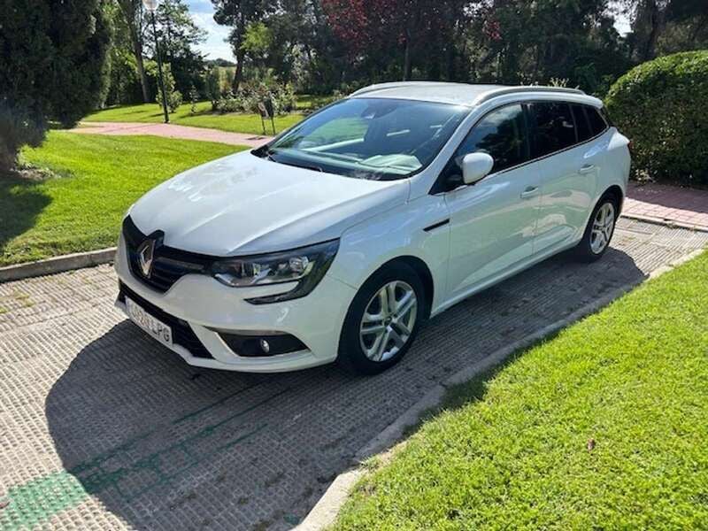Usado 2021 Renault Mégane GrandTour Zen Familiar | 9900 € (Buen precio) - Imagen 1/4