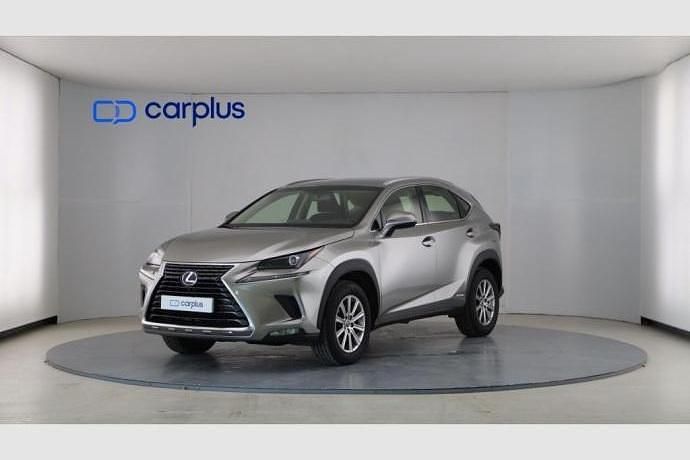 Plateado Usado 2018 Lexus NX300h Business Edition SUV | 25.490 € (Precio justo) - Imagen 1/4