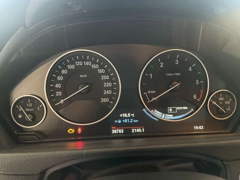 Usado BMW 320 Efficient Dynamics 163 CV (119 kW) 2016 Gris Berlina