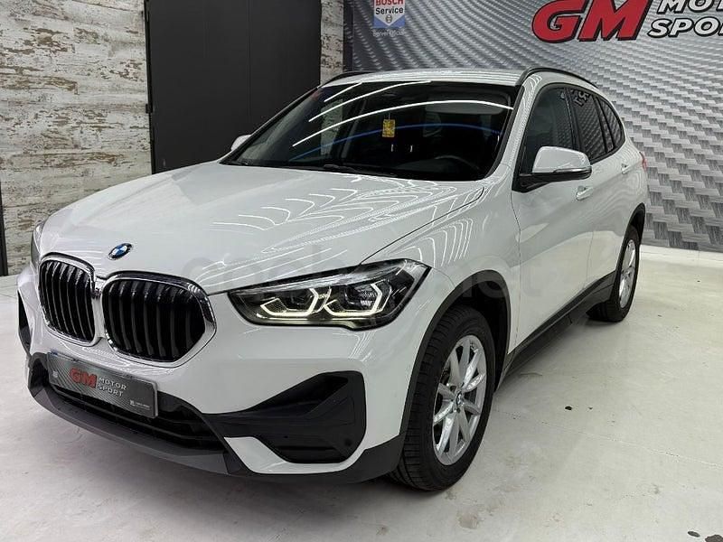 Usado BMW X1 Comfort Edition 150 CV (110 kW) 2021 Blanco SUV
