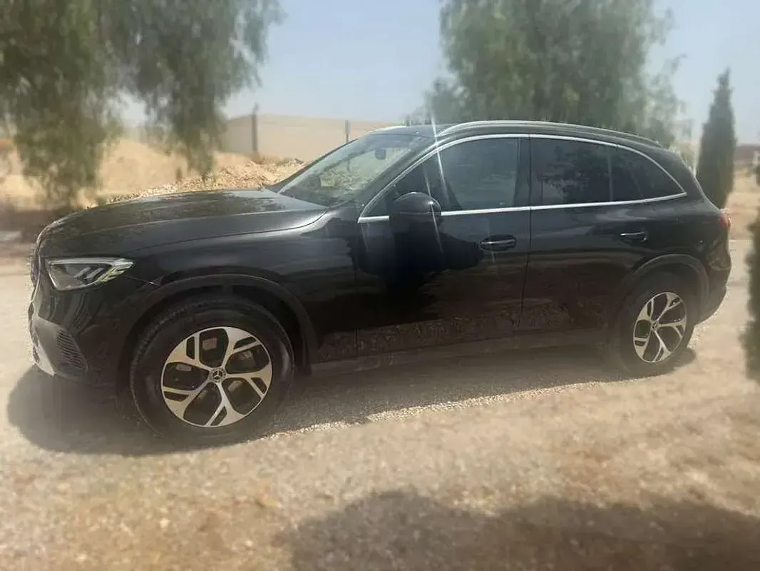 Usado Mercedes GLC300de 197 CV (144 kW) 2024 Negro SUV