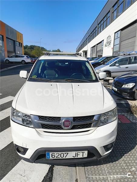 Blanco Usado 2015 Fiat Freemont Urban SUV | 11.000 € (Precio justo) - Imagen 1/4